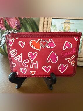 Coach Red Heart Print Poppy Zip Card Case